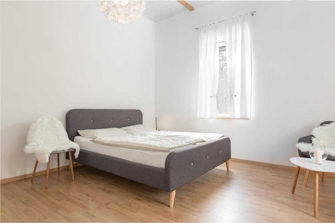 Apartment Opn *