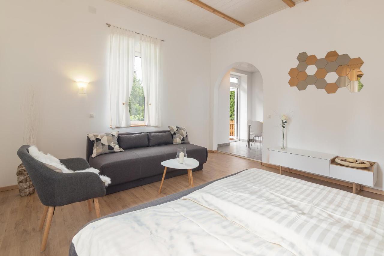 Apartment Opn *